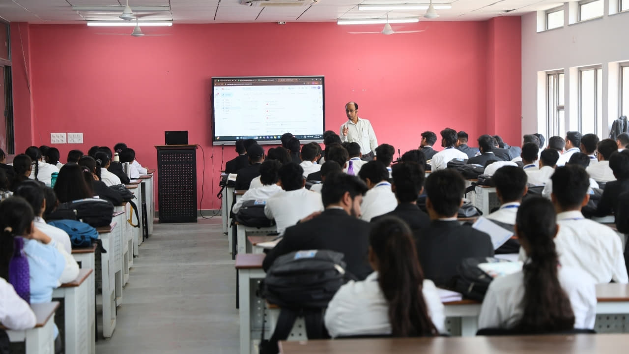 CIMAGE Group of Institutions Campus photo 4